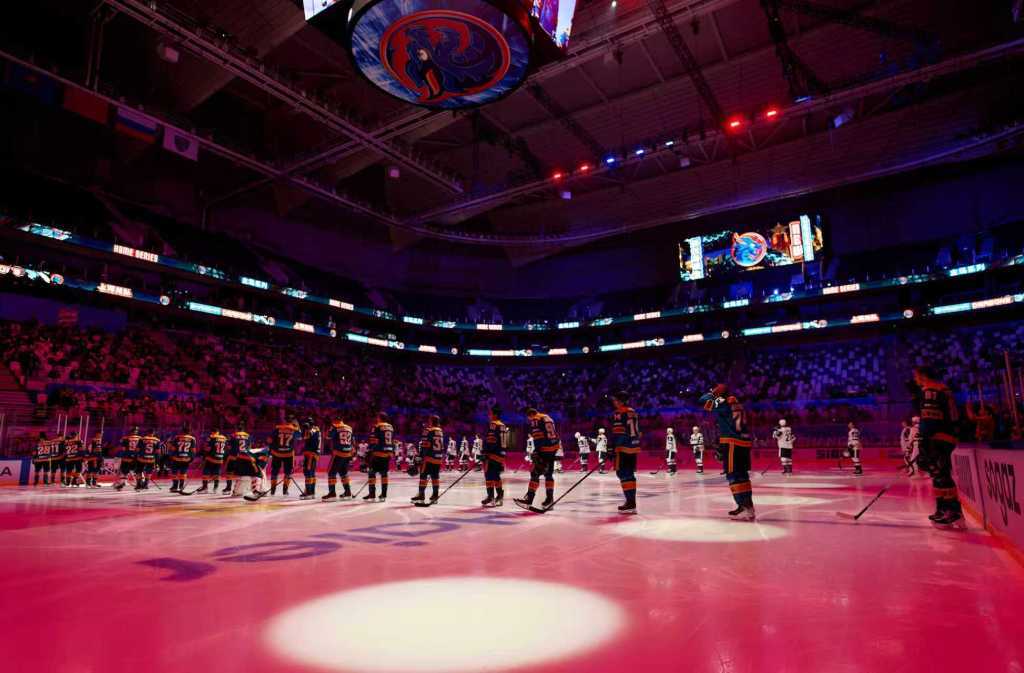 顶级冰球联赛时隔六年重返上海，冰球热潮在中国能快速回升吗